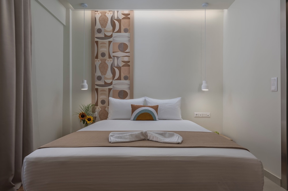 Sandy Seaside Suites 25/66