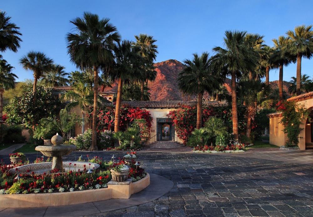 Royal Palms Resort And Spa In the Unbound Collection By Hyatt Formerly Royal Palms Resort And Spa 68/76