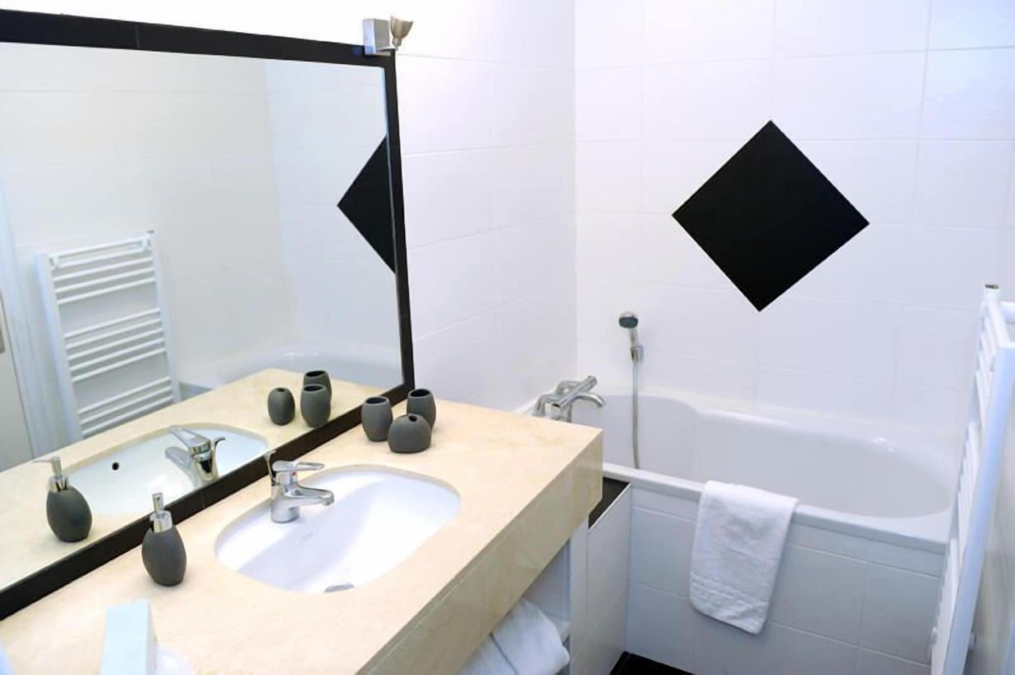Exclusive, Double or Single Bed