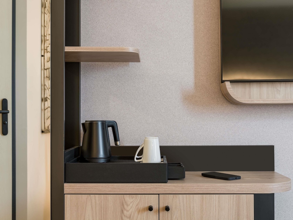 MERCURE Chartres Est 56/65