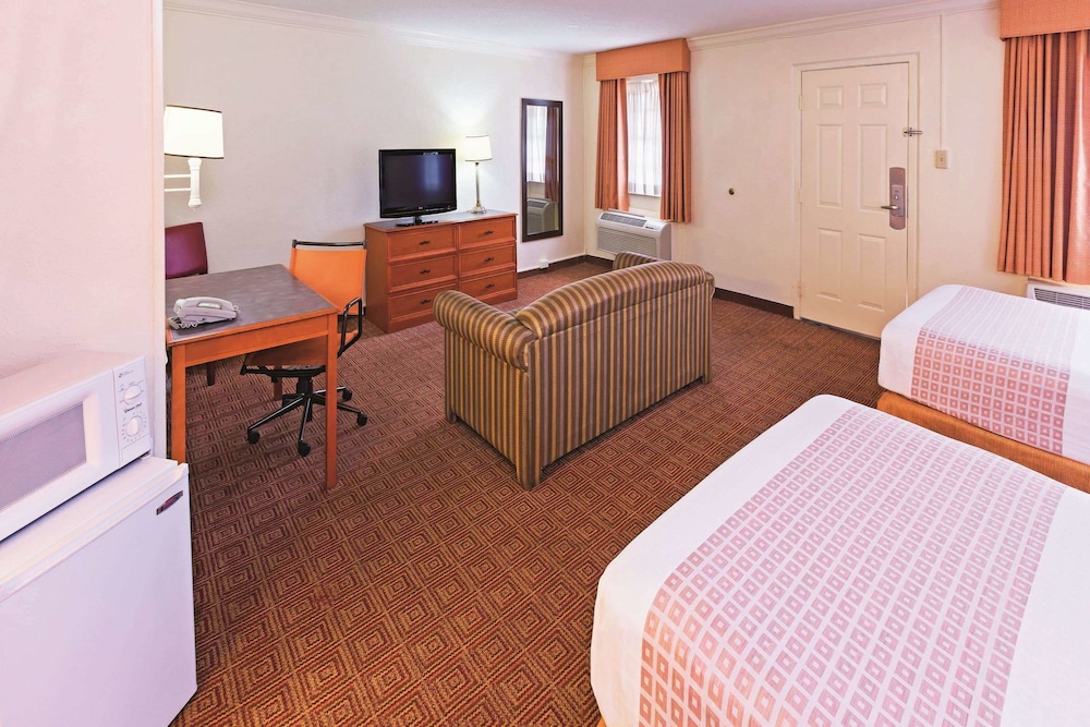 La Quinta Inn San Antonio Lackland 18/49