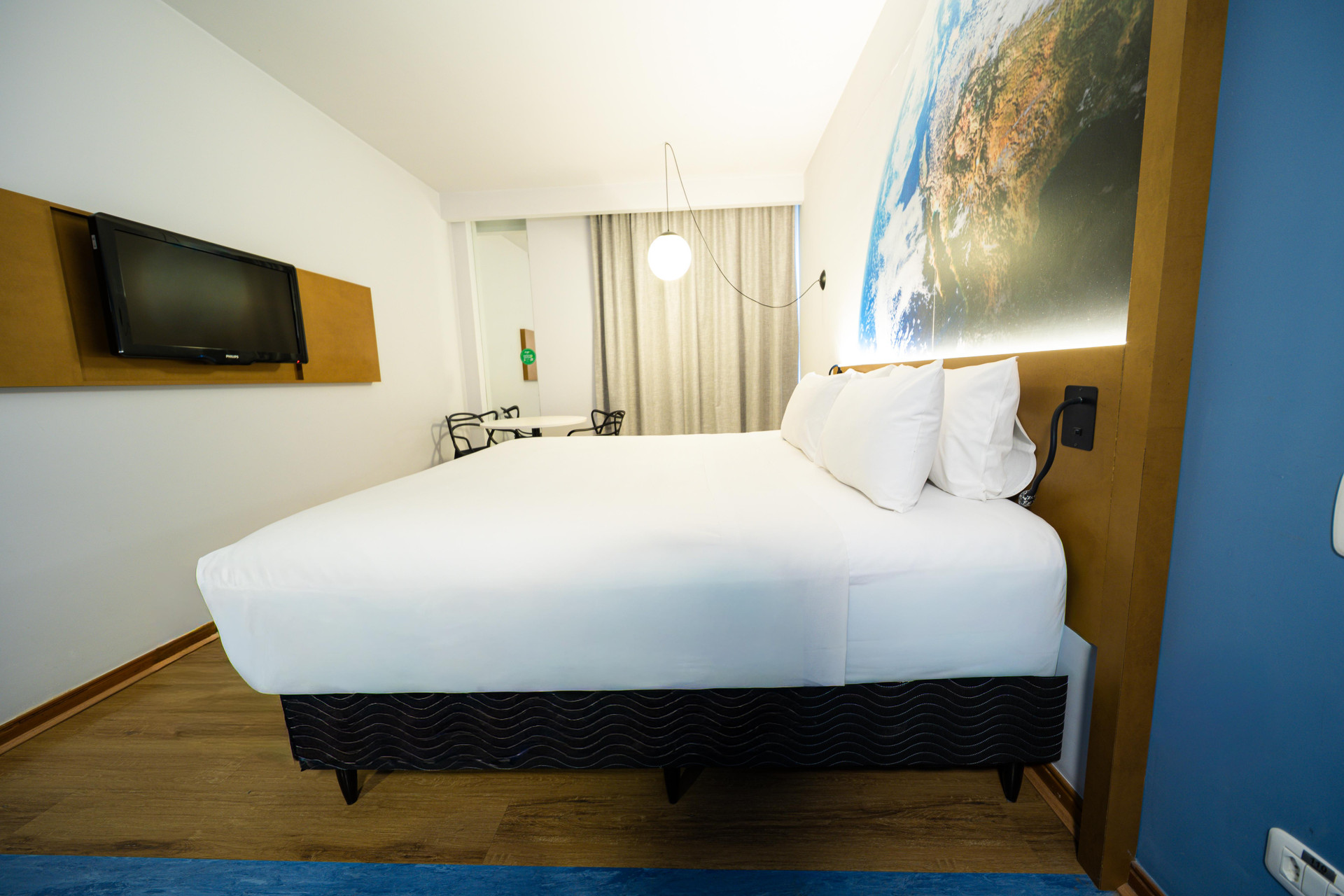 Standard, Double Bed, Street View
