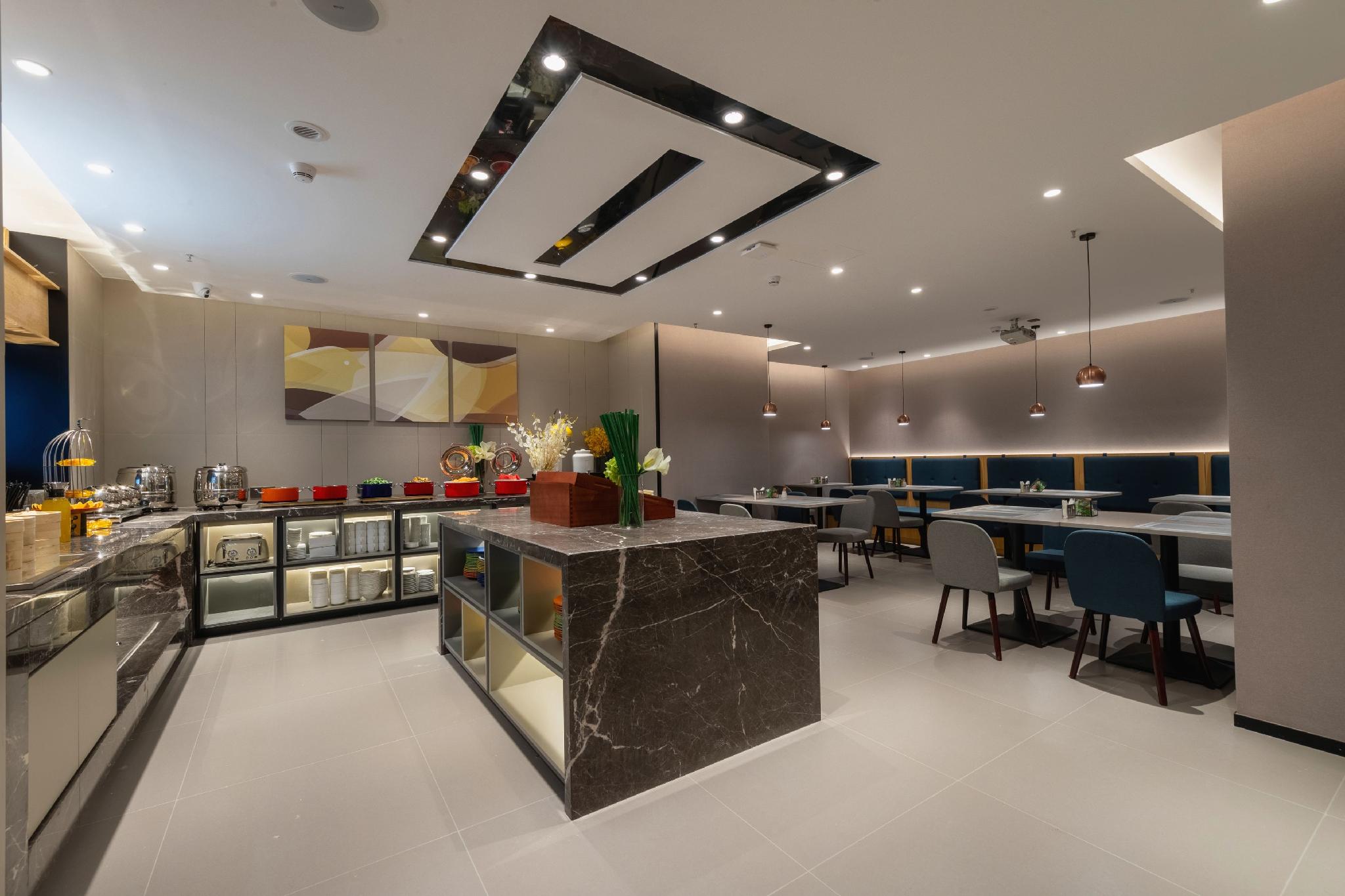 Homeinn Selected Hotel (Shenzhen Convention & Exhibition Center Gangxia Subway Station) 19/31