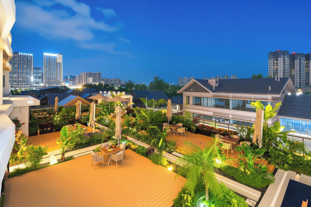 Howard Johnson by Wyndham Zun Ju Hotel Cheng Du 51/61