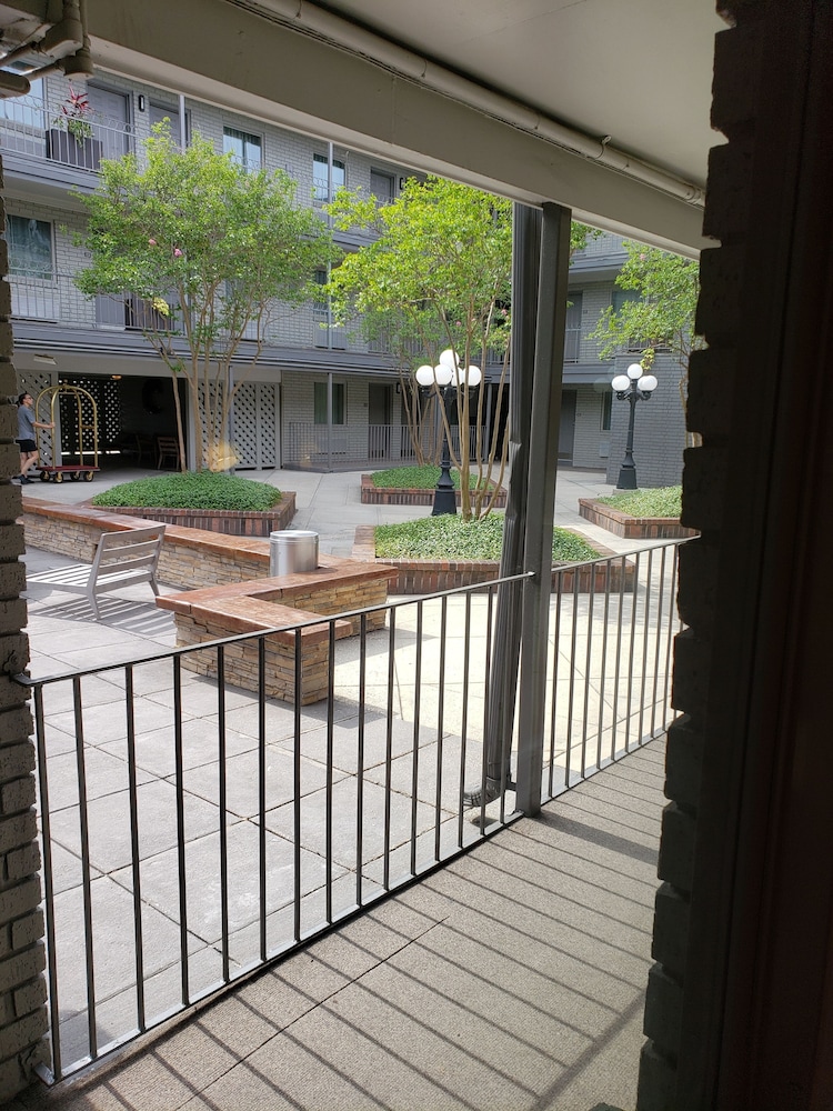 Country Inn Suites By Radisson Metairie New Orleans La 31/38