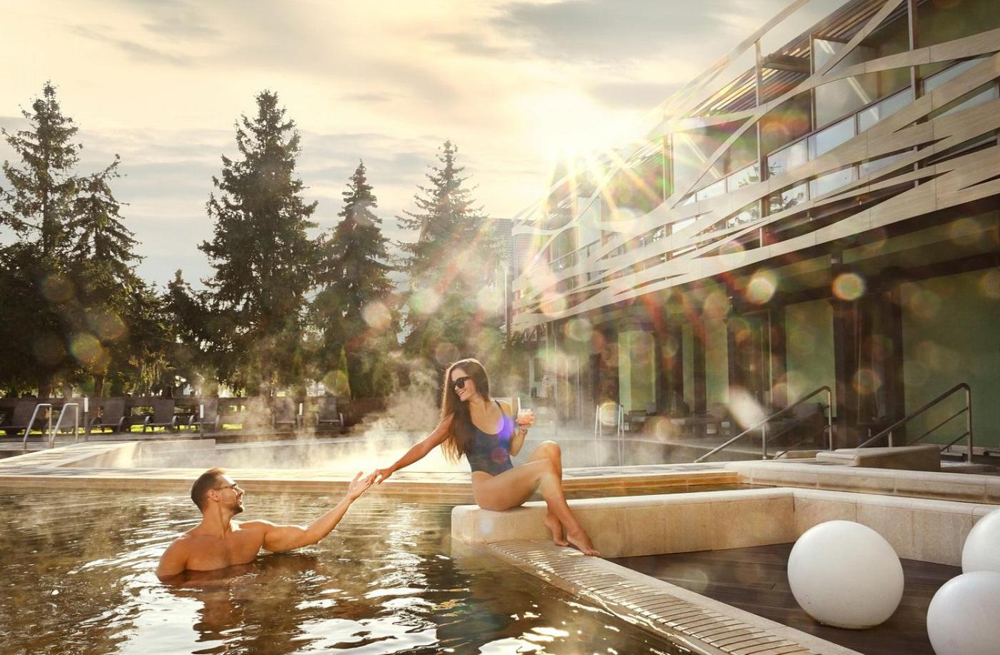 Galeria Hotel Thermal Besenova 25/51