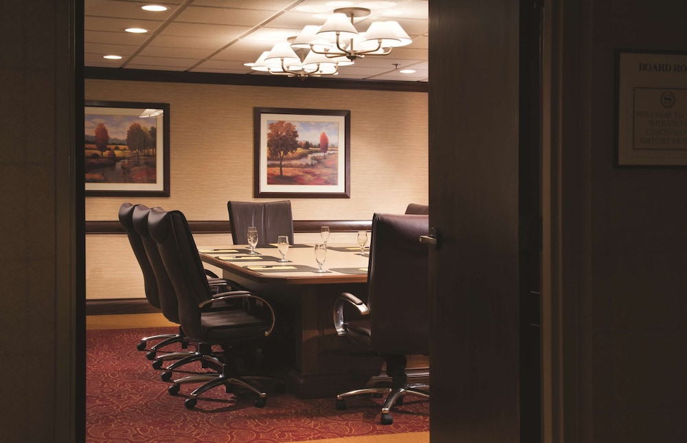 Doubletree Cincinnati Airport 29/34