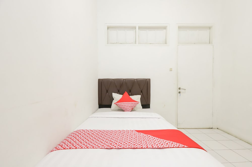 OYO 1111 Passer Baroe Inn 9/26