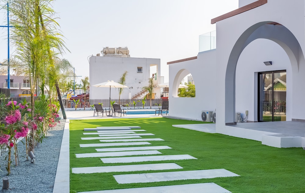 Zoi Ayia Napa hotel 30/38