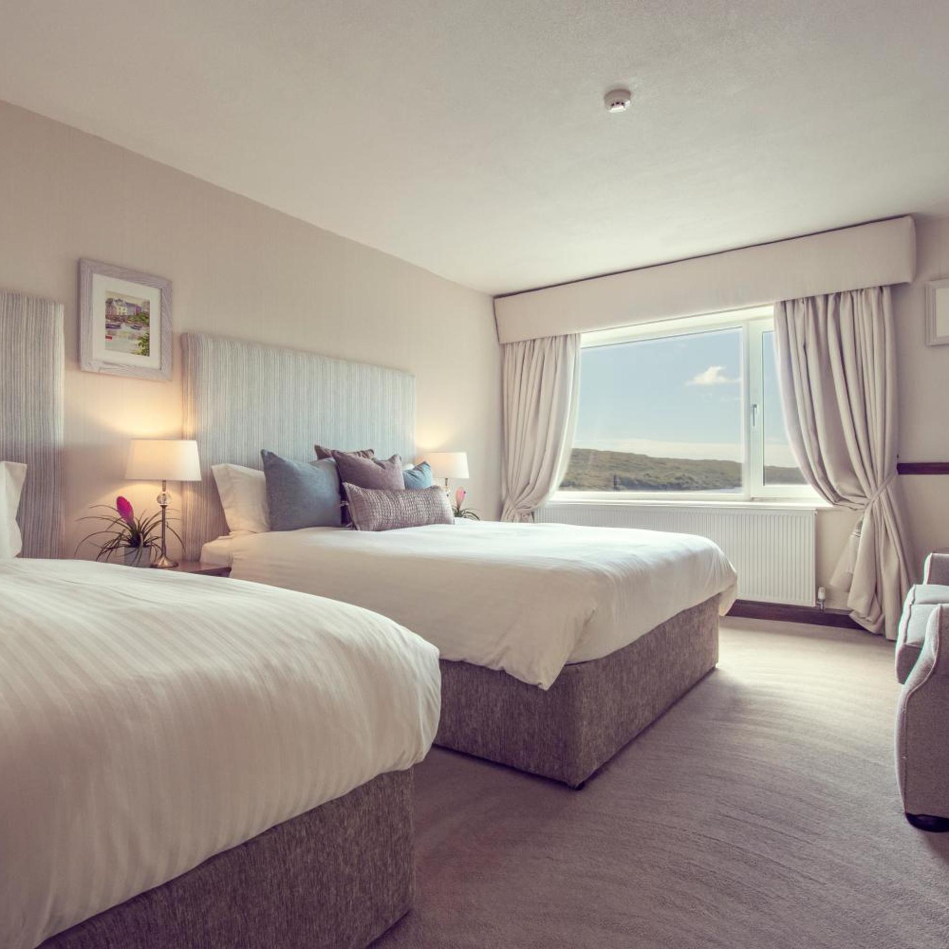 Superior, Double or Twin Bed, Sea View