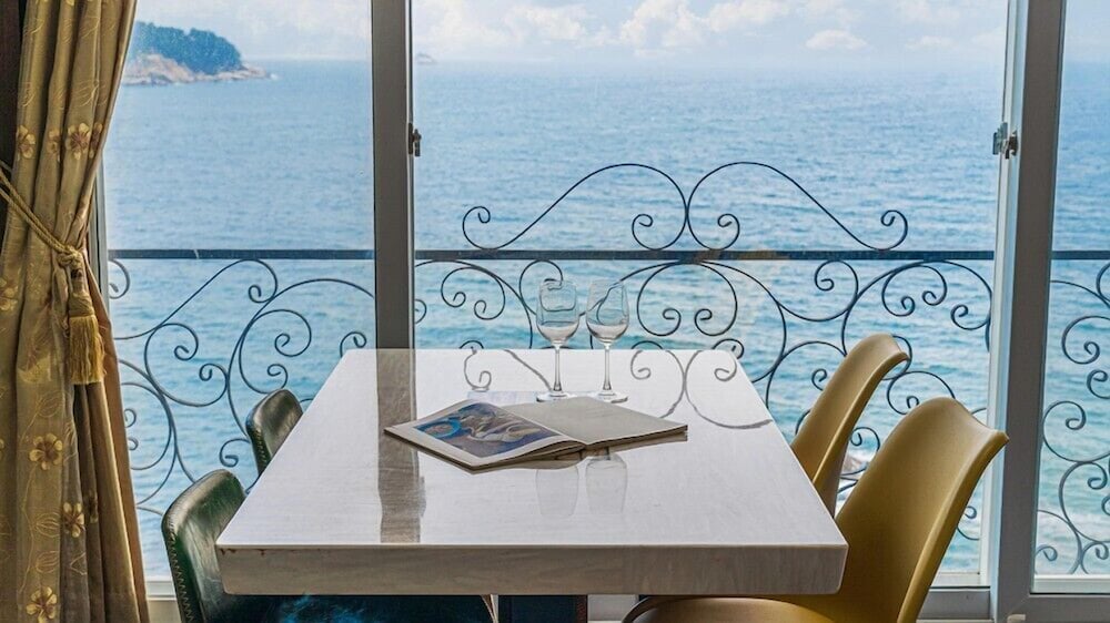 Geoje White O Pension 35/50