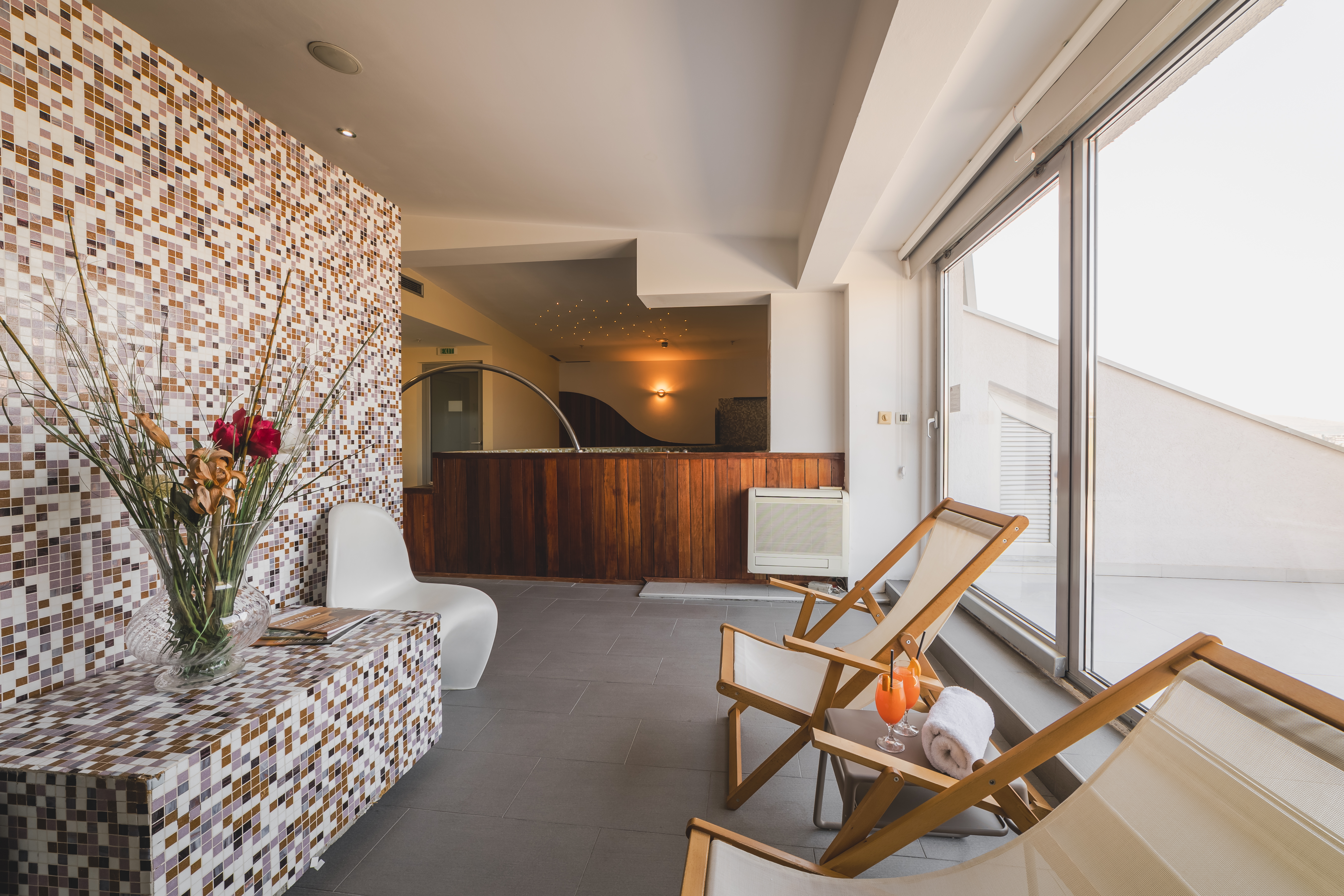 Aurel Hotel 38/55