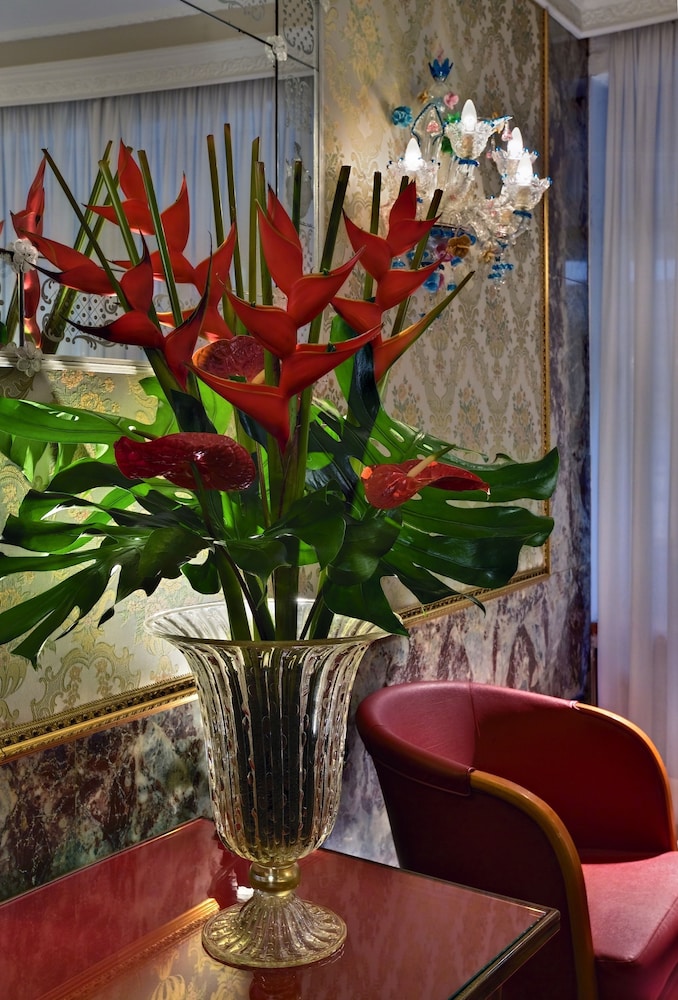 Hotel Montecarlo 29/50