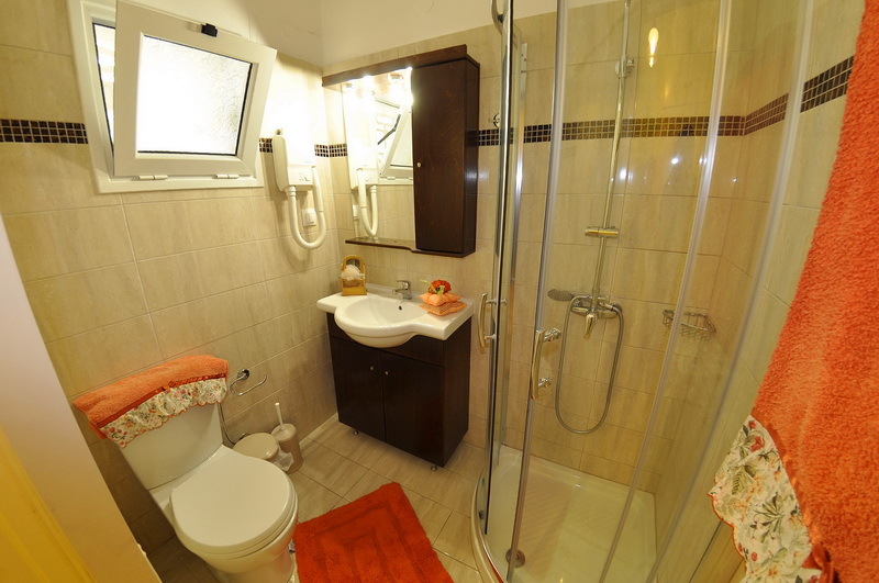 MAZIS APARTMENTS 49/49