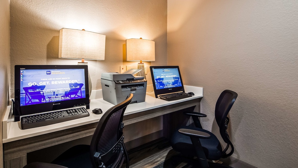 Best Western Lafayette Inn 15/16