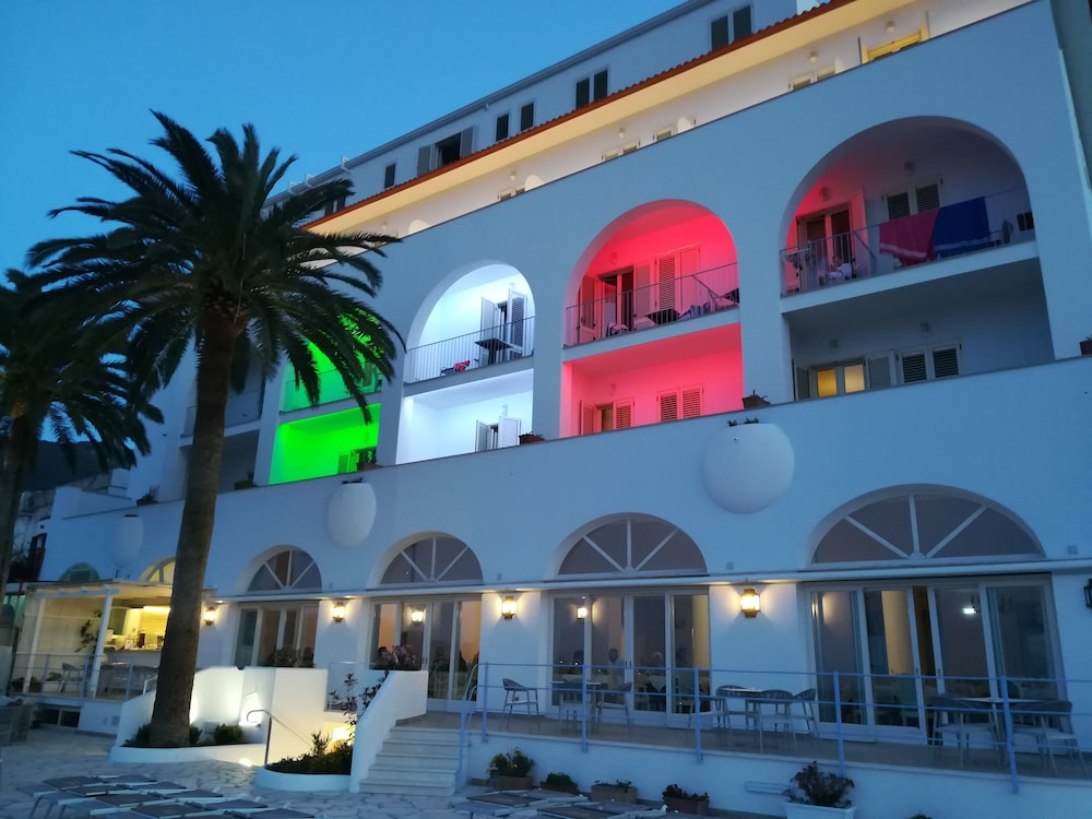 Gran Paradiso Hotel 2/46