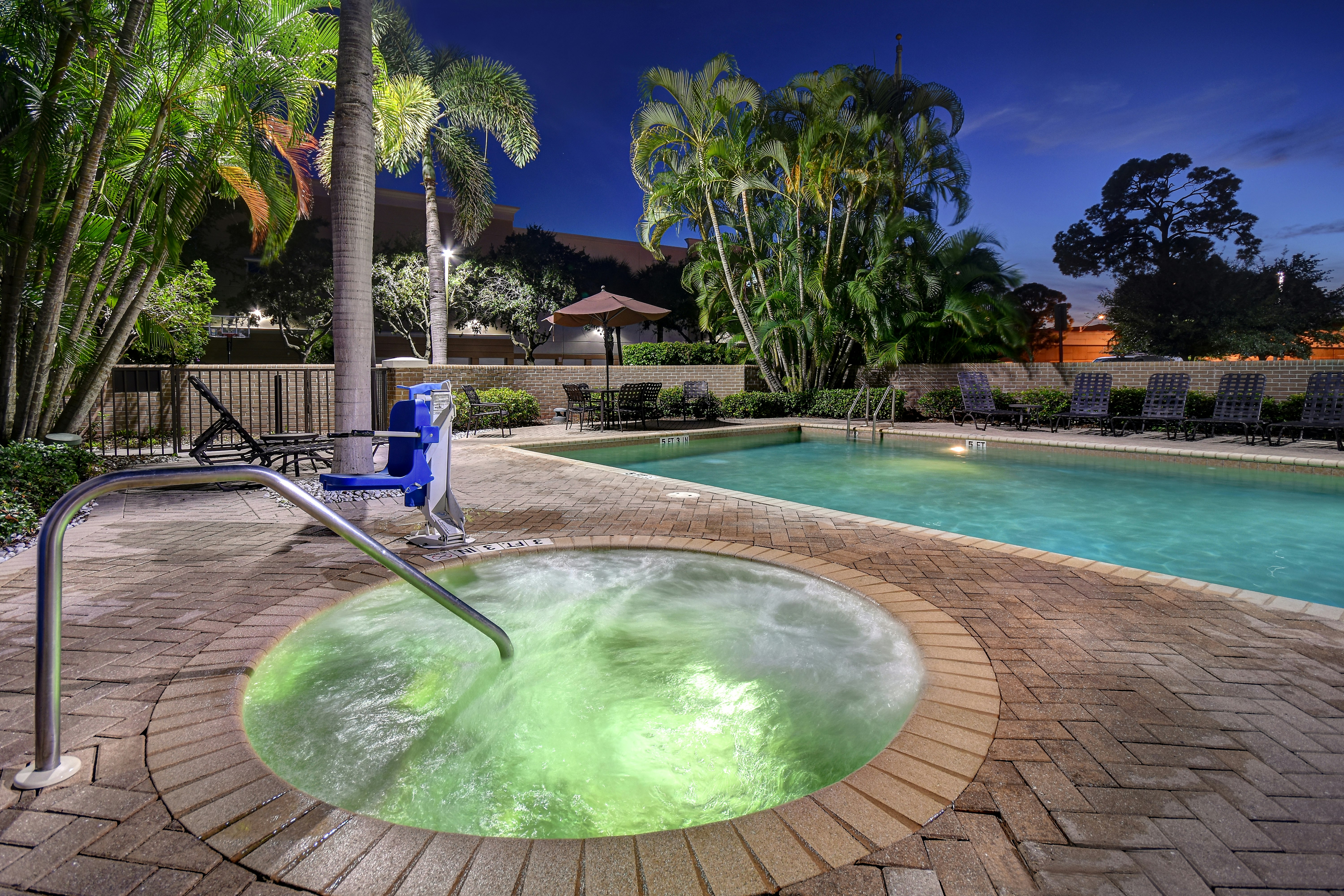 Hilton Garden Inn Ft Myers 62/63