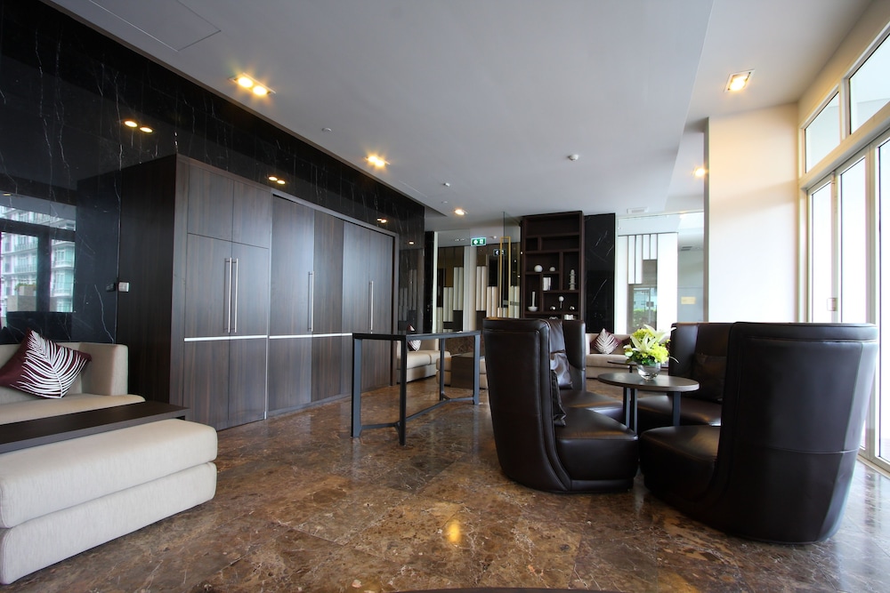 Ivy Thonglor 55 21/37