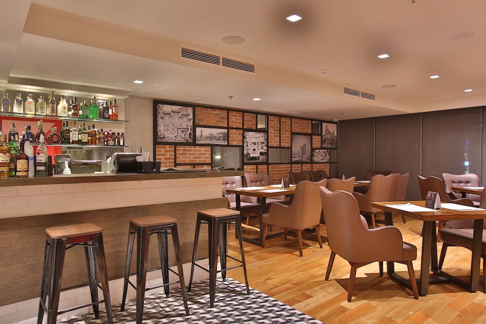 B Hotel Quezon City 27/39