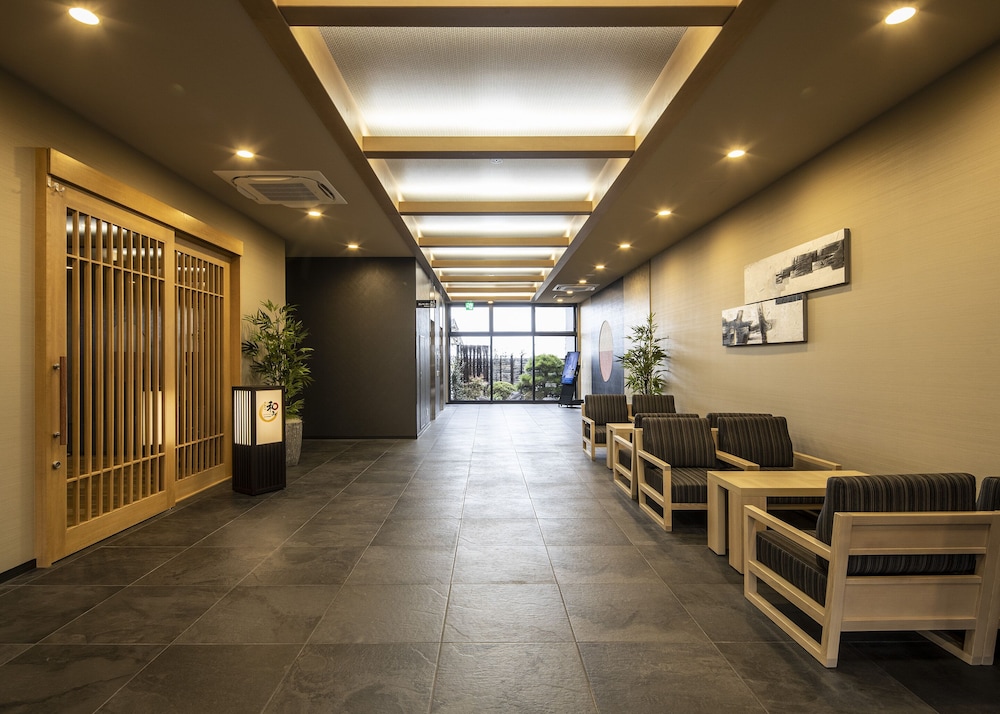 Hotel Route-Inn Wajima 42/65