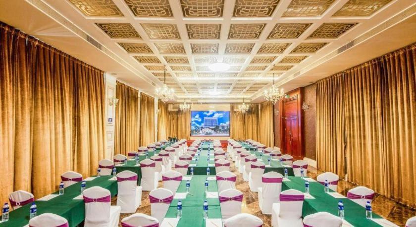 Foshan Jubilee Hotel 71/77