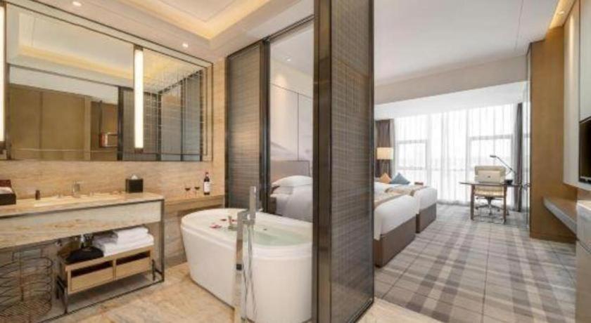 Zhong Ding Oriental Mandarin Hotel 46/50