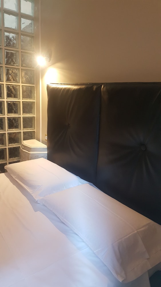 Candia Rooms 6/21
