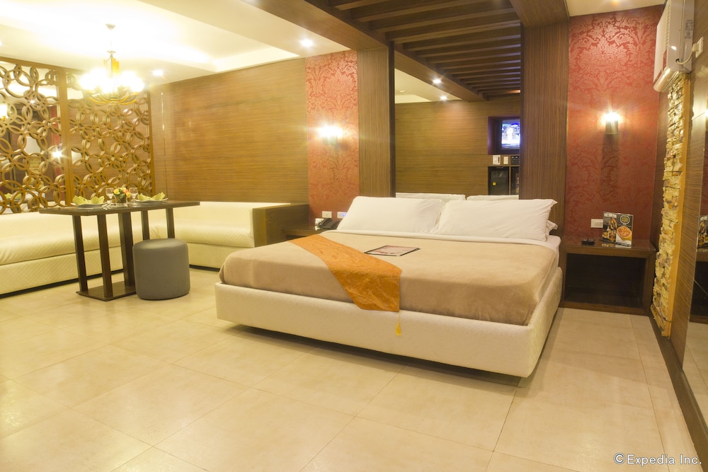 Victoria Court Las Pinas 21/47