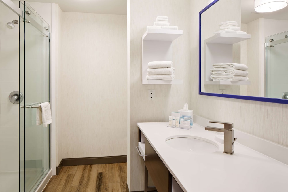 Hampton Inn Suites Walla Walla 19/48