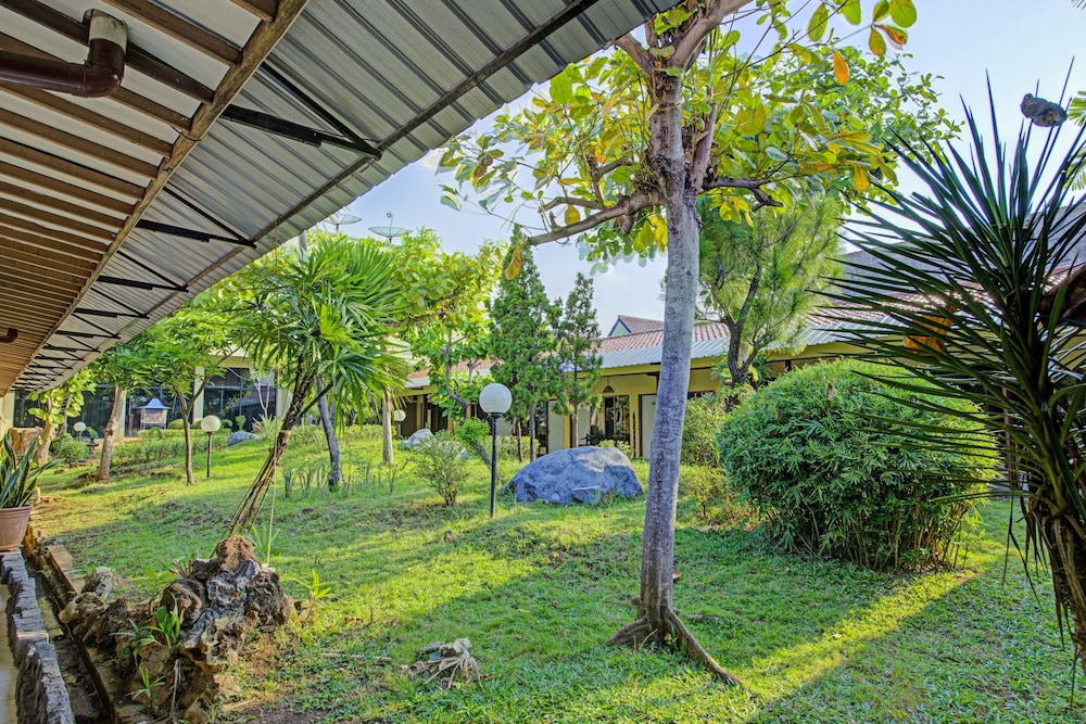 Oyo 3934 Hotel Istana Syariah Ex Istana Pekalongan 44/50