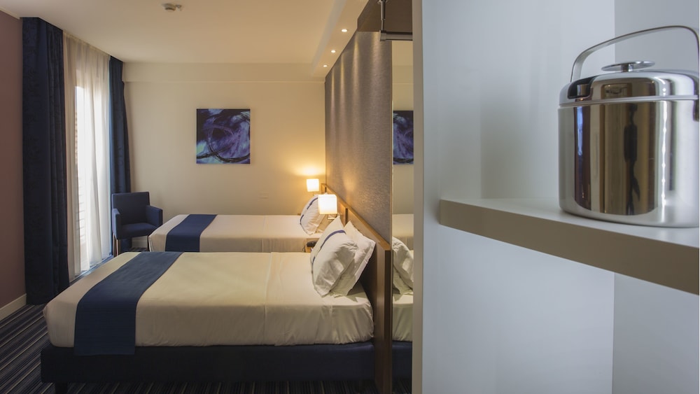 Gp Hotel 7/32