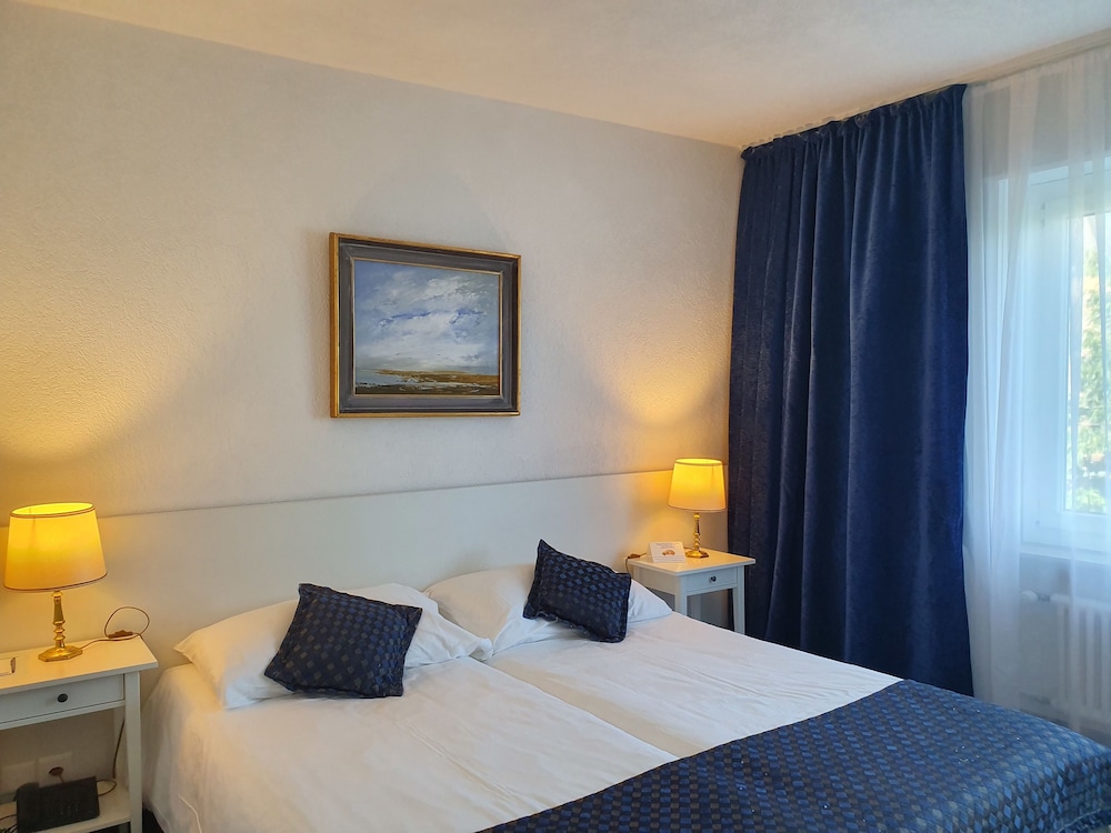 Hotel Touring au Lac 28/58