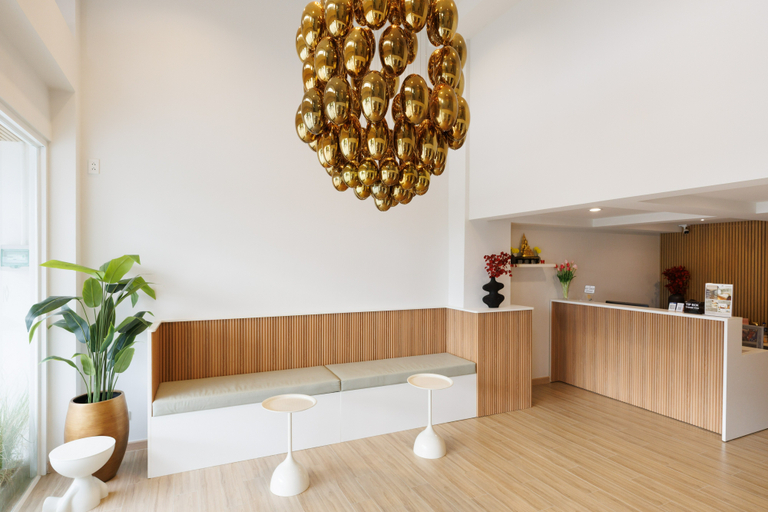 Takka Hotel - Bearing 3/11