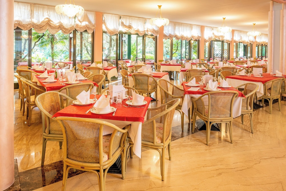 Park Hotel Oasi 47/71