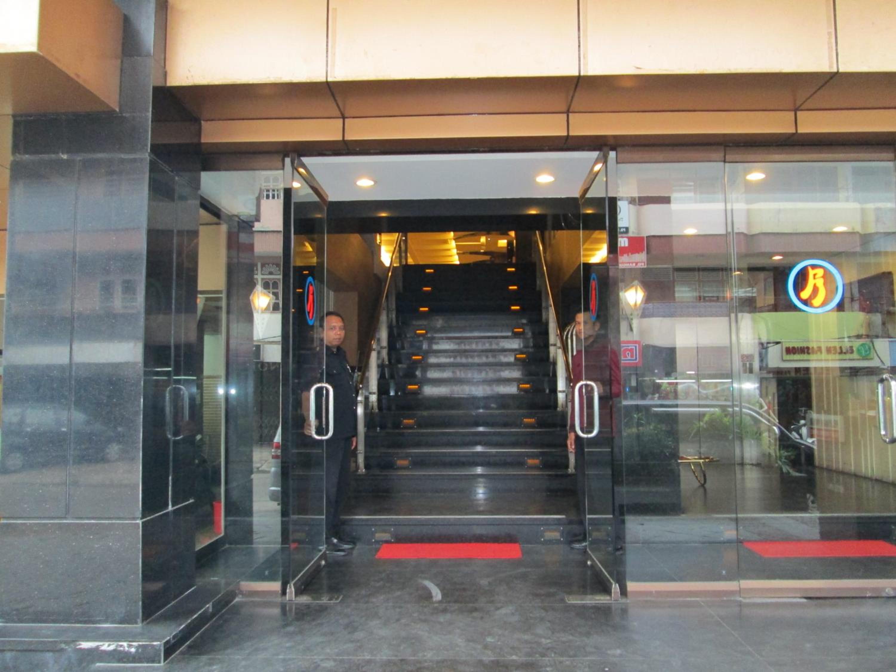 Hotel Kini Pontianak 7/38