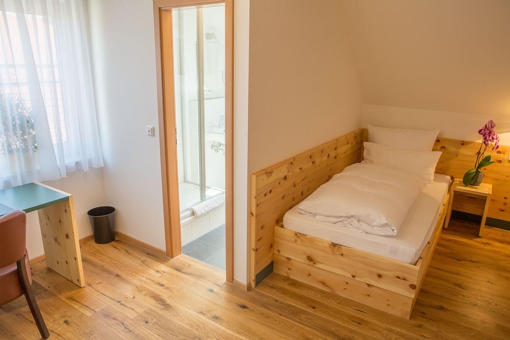 Landgasthof Zum Weberhans 11/42