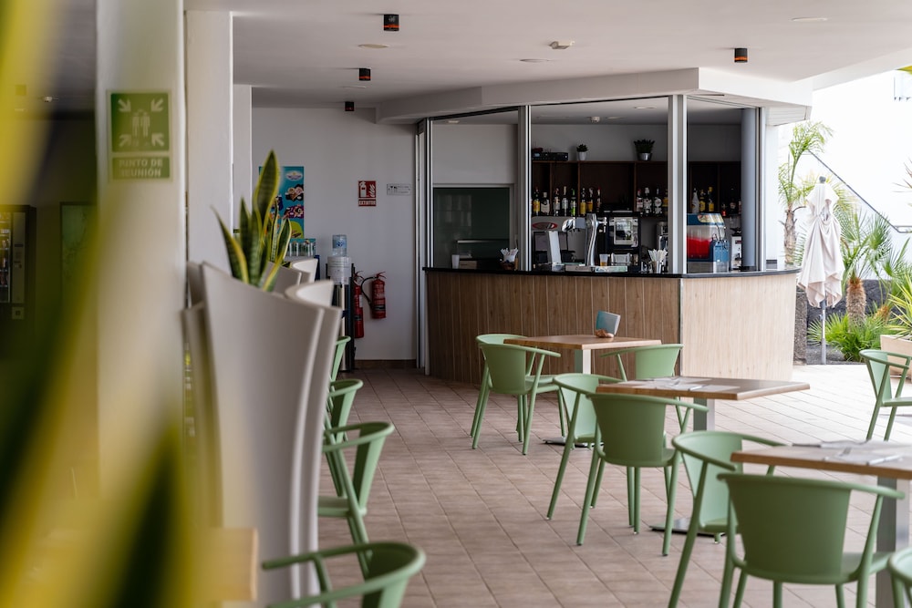 Lanzarote Village Hotel 51/69