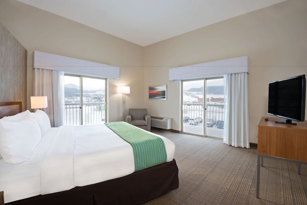 Holiday Inn Express And Suites Fraser Winter Park Area Formerly the Pinnacle Lodge 19/73