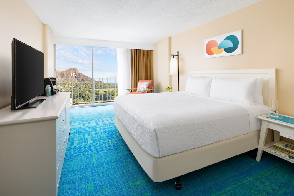 The Twin Fin Hotel 11/65
