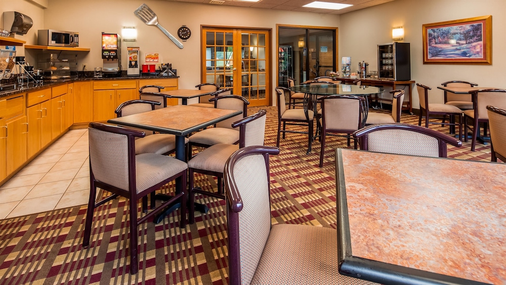 Best Western Spooner Riverplace 21/33
