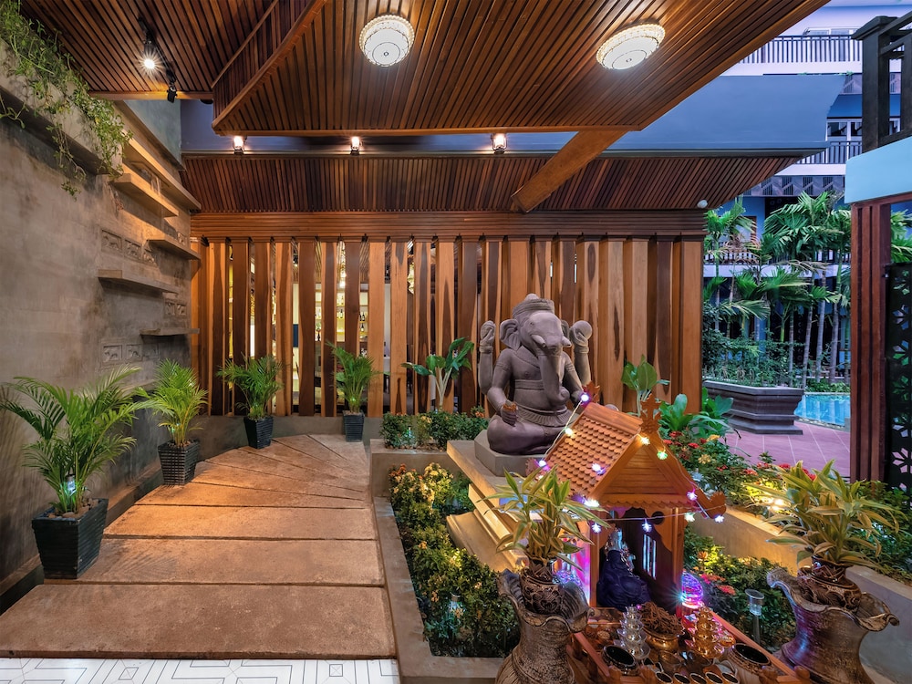 Cheata Residence 3/63