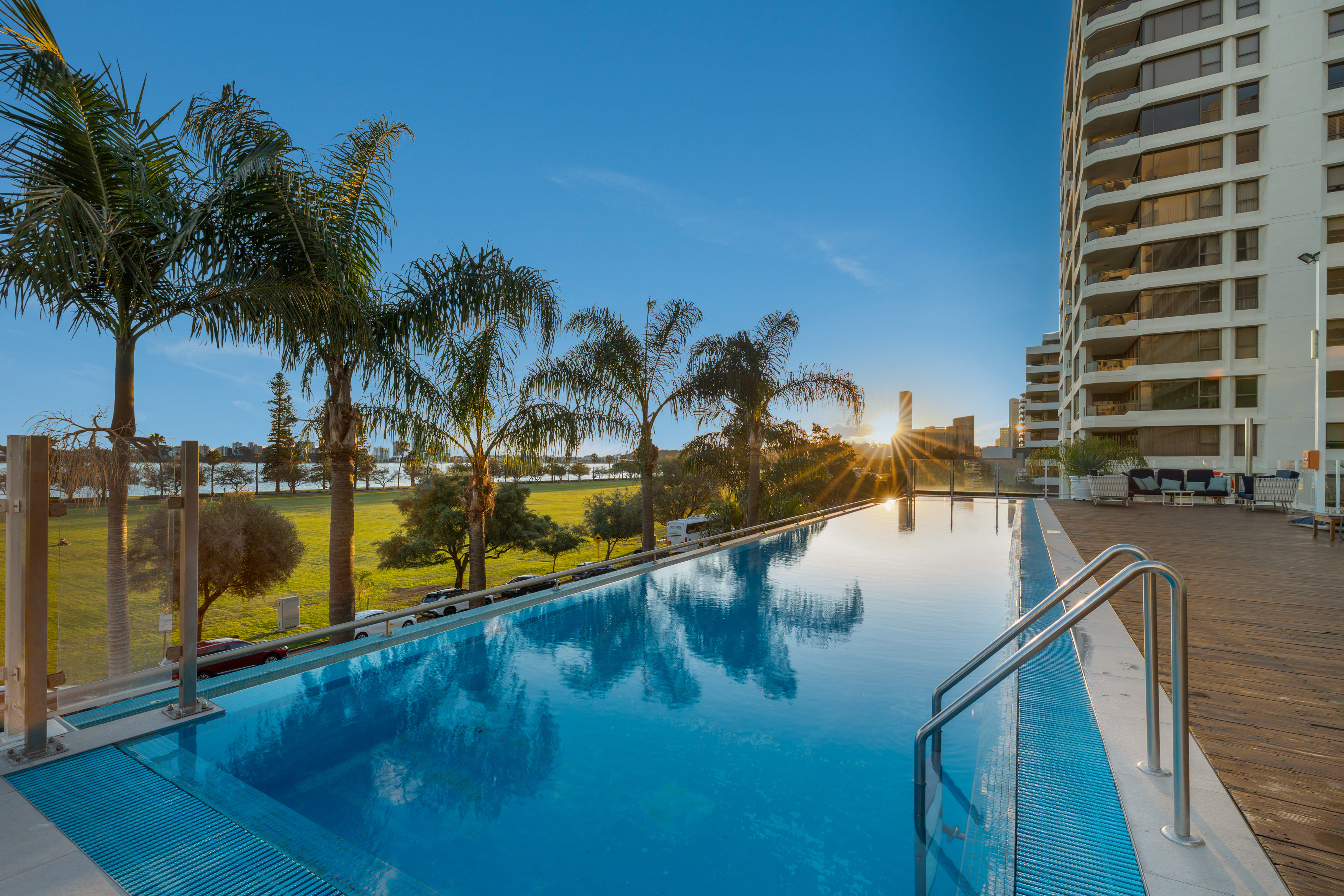 Crowne Plaza Perth 19/50