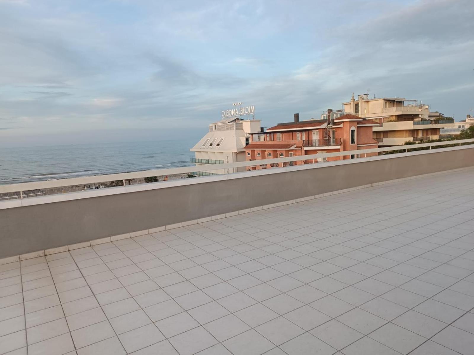 Hotel Le Terrazze 44/50