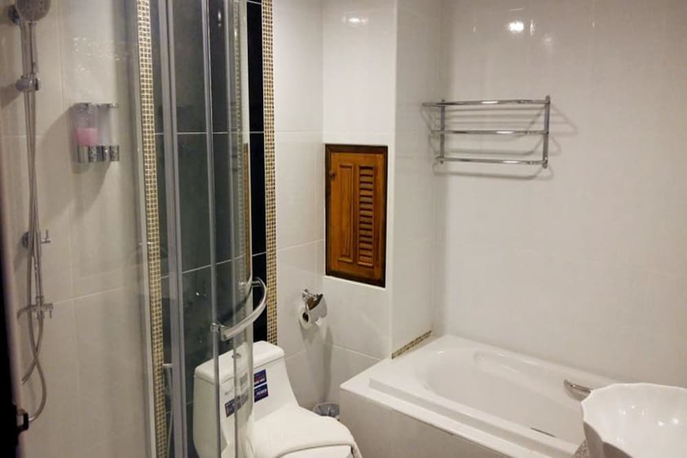 Md Boutique Hotel 37/41