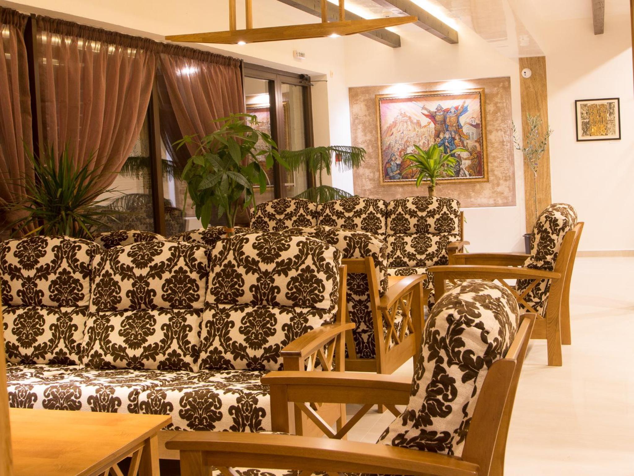 Park Hotel Asenevtsi 6/50