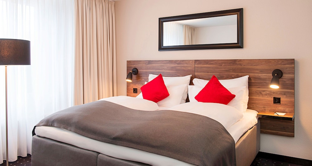 Suite, King Bed