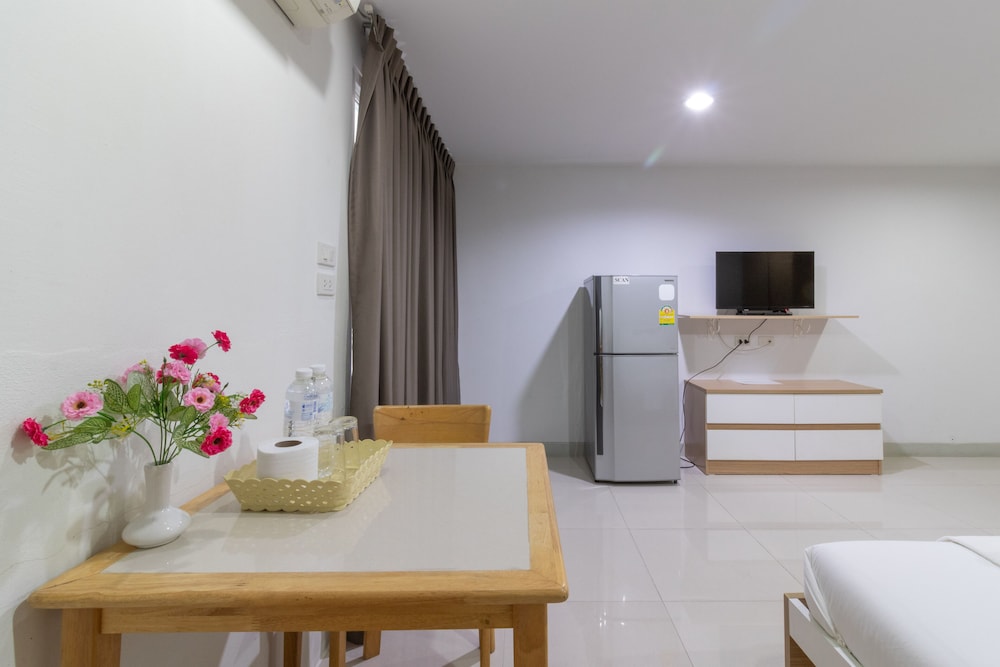 Townhouse Siam Privi Hotel 6/42