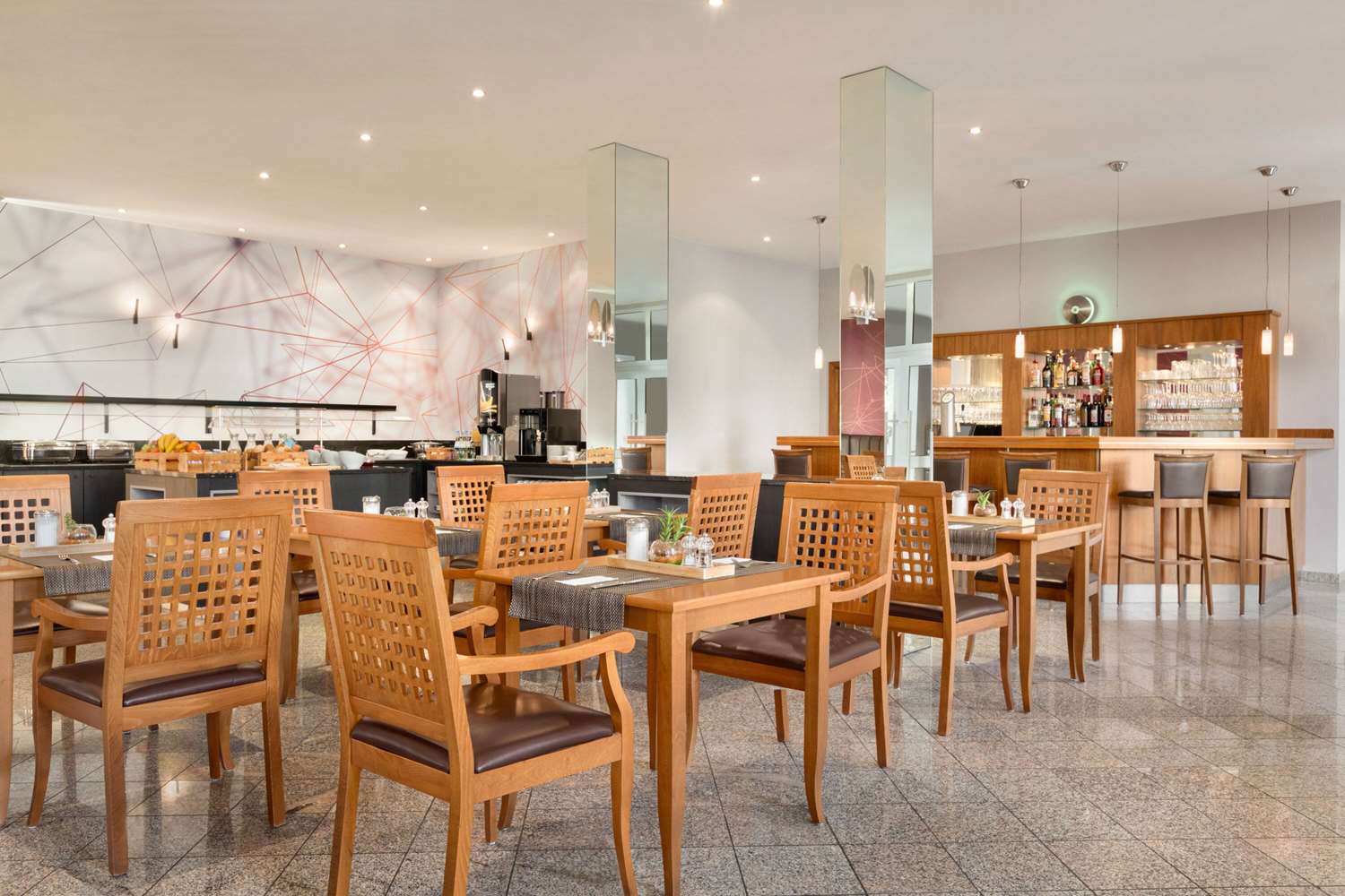 Ramada by Wyndham Muenchen Airport 12/28