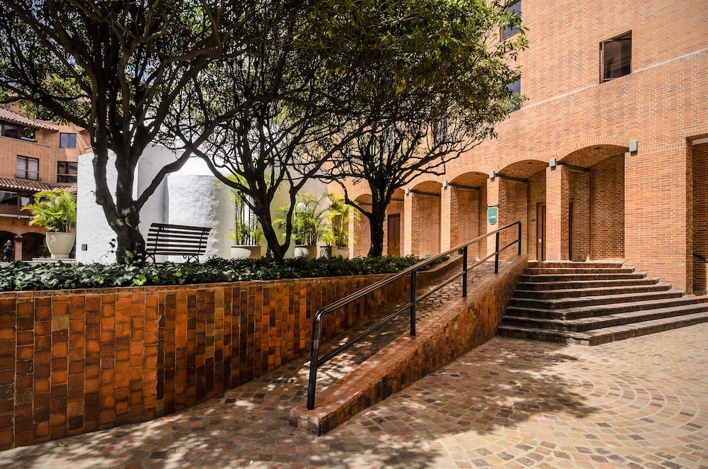 TRAVELERS APARTAMENTOS Y SUITES CONDOMINIOPLENITUD 56/67