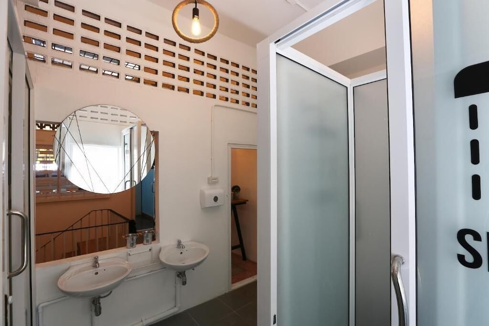 Hub Hatyai Hostel 25/27